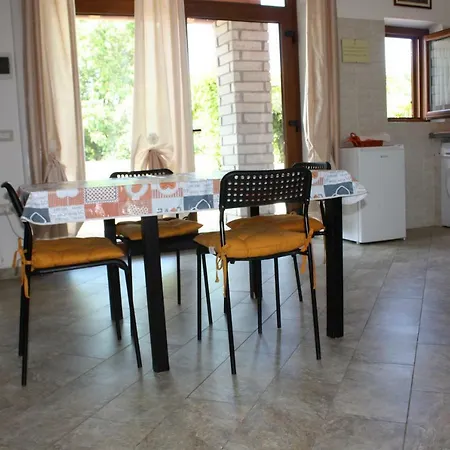 別荘 Casale Antico Sobborgo ヴィトルキアーノ